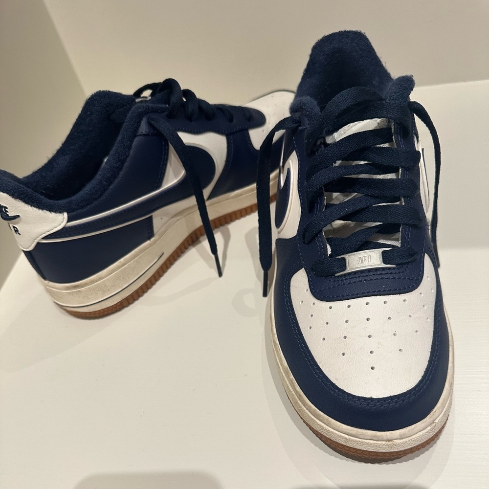 Nike Air Force one     Size youth 5.5